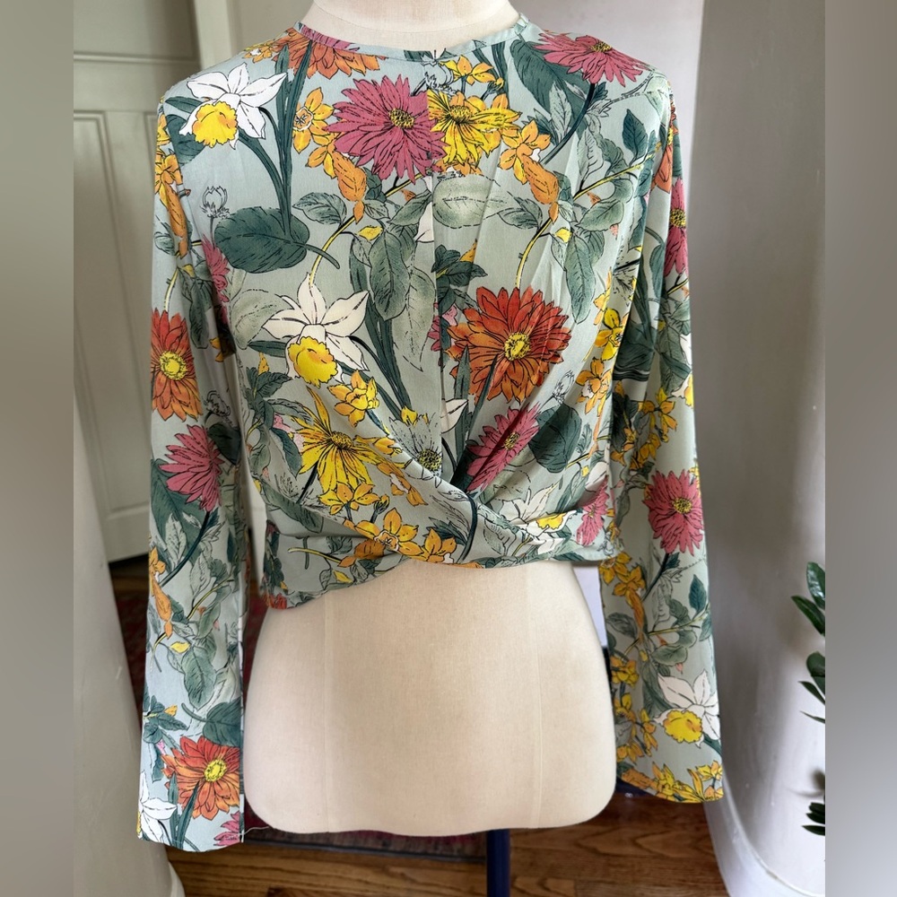 Boohoo Long Sleeve Cropped Floral Print Blouse